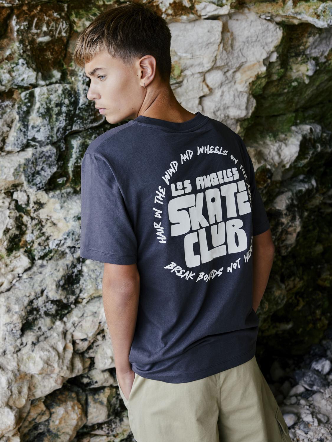 NLMHASKATE T-Shirts & Tops - Raven